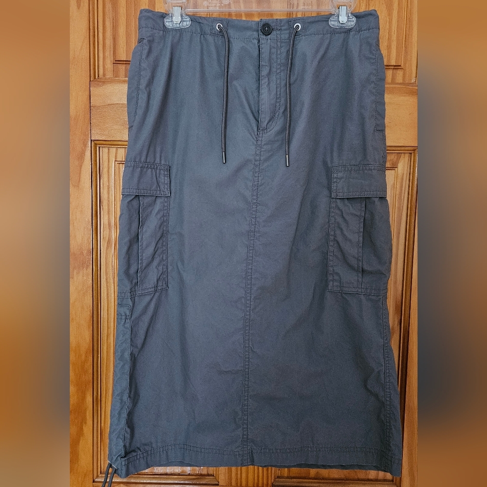 Coverse Cargo Midi Skirt (NWOT)